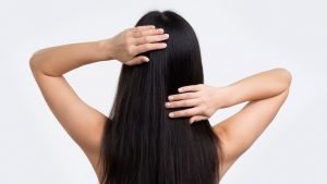 Mujer cabello - beneficios de la cerveza
